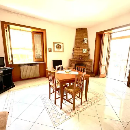 Apartment La Casa Di Lina *