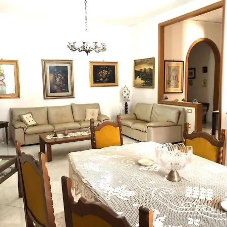 Apartment La Casa Di Lina